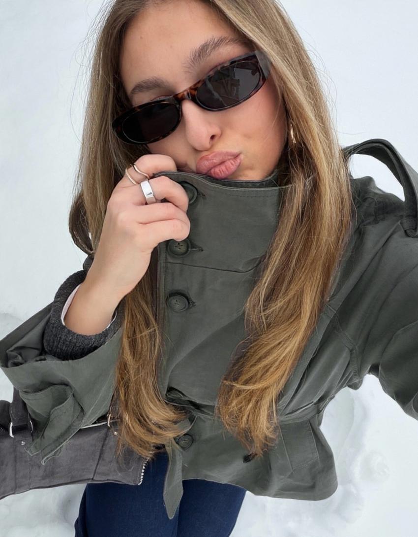 LUMARYA - Gabardina con cuello alto